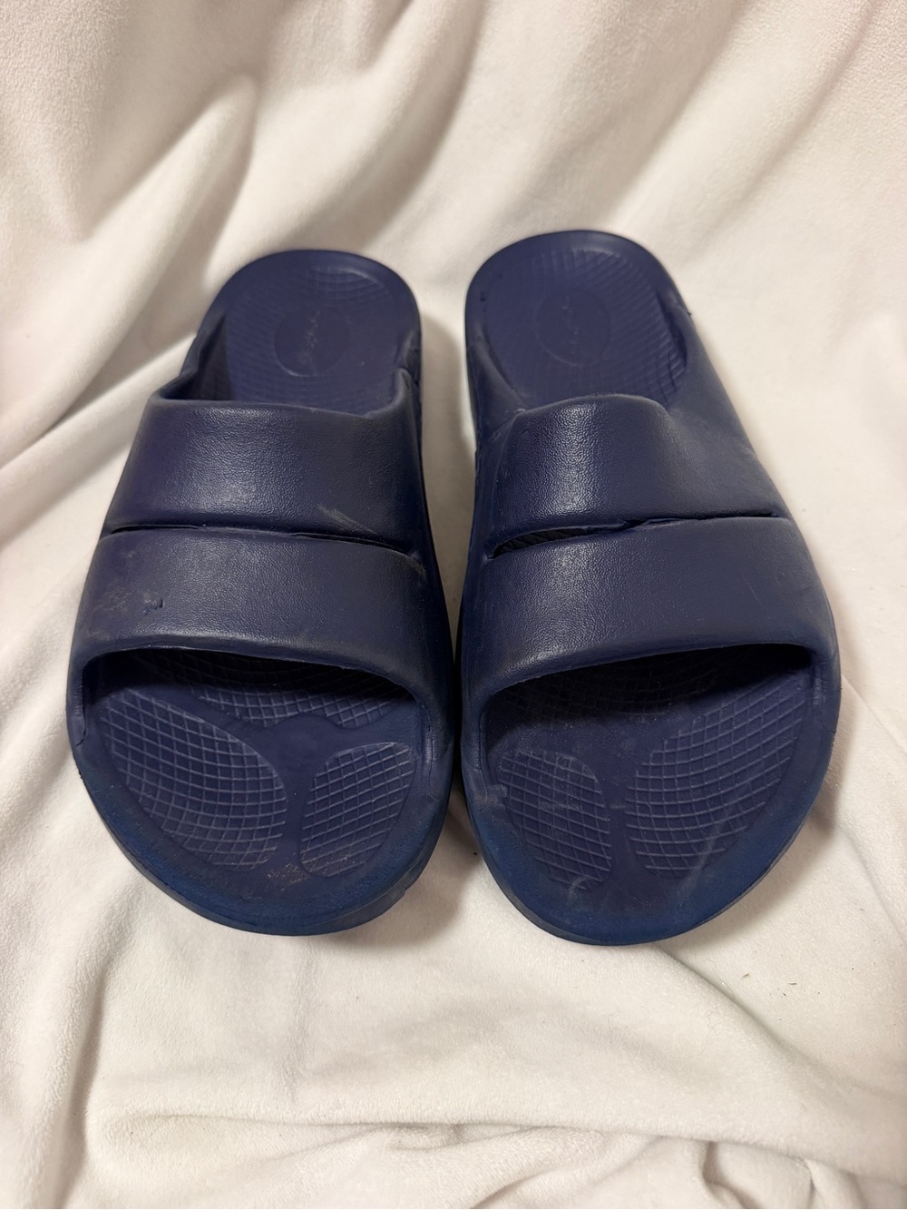 Oofos Ooahh Recovery Slide Sandals Men’s 10 Navy Blue